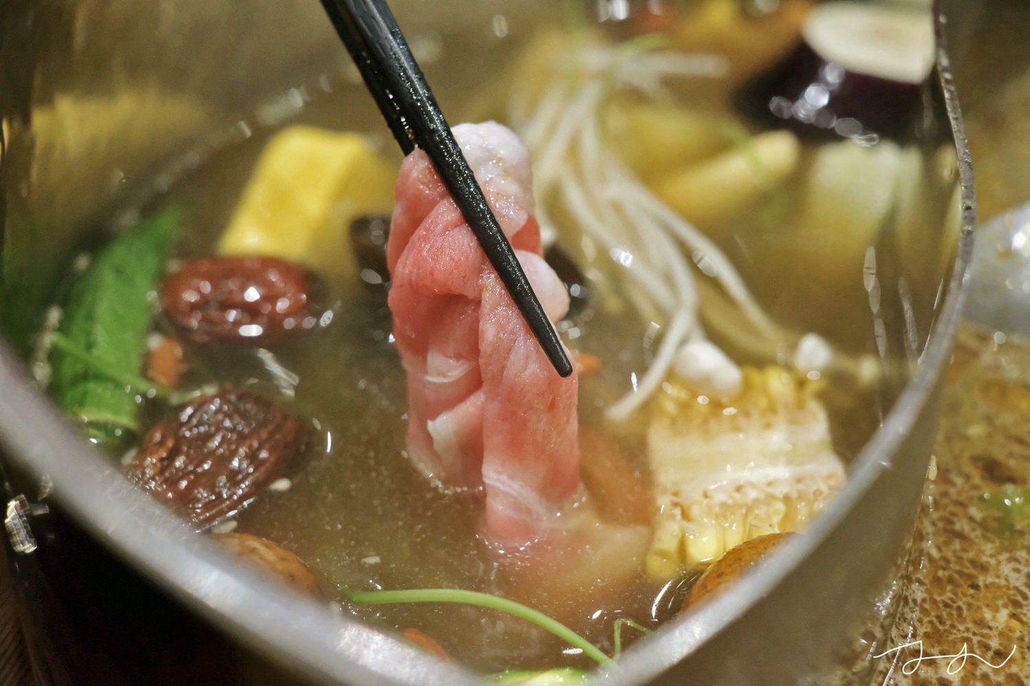 EC9B7927-3459-49CF-B56E-16E5DDCFE35F-24886-00000FD8401EC72A 拷貝.jpg