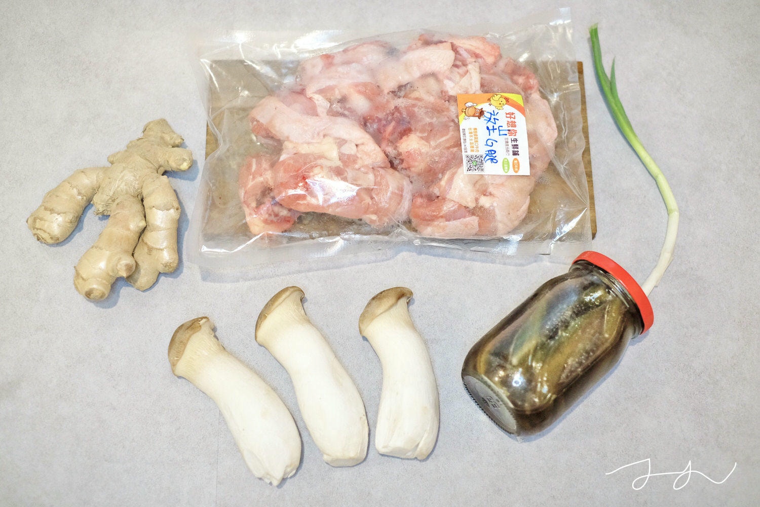 276476A3-D341-4D6C-930D-7838316CA65A-41439-00001C4F6C472C6D 拷貝.jpg