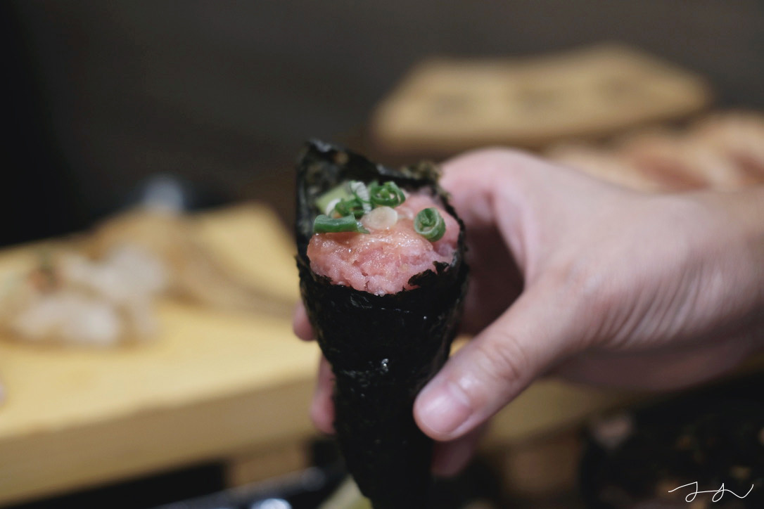 魚韻日式料理 鮪魚蔥花手卷