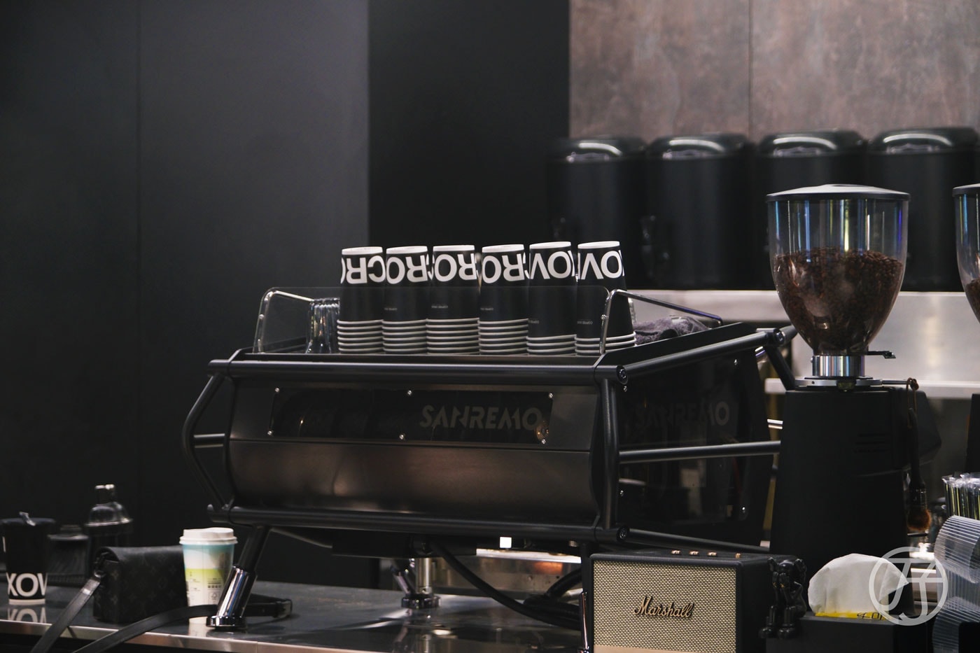 Coffee Xover咖啡手搖概念店