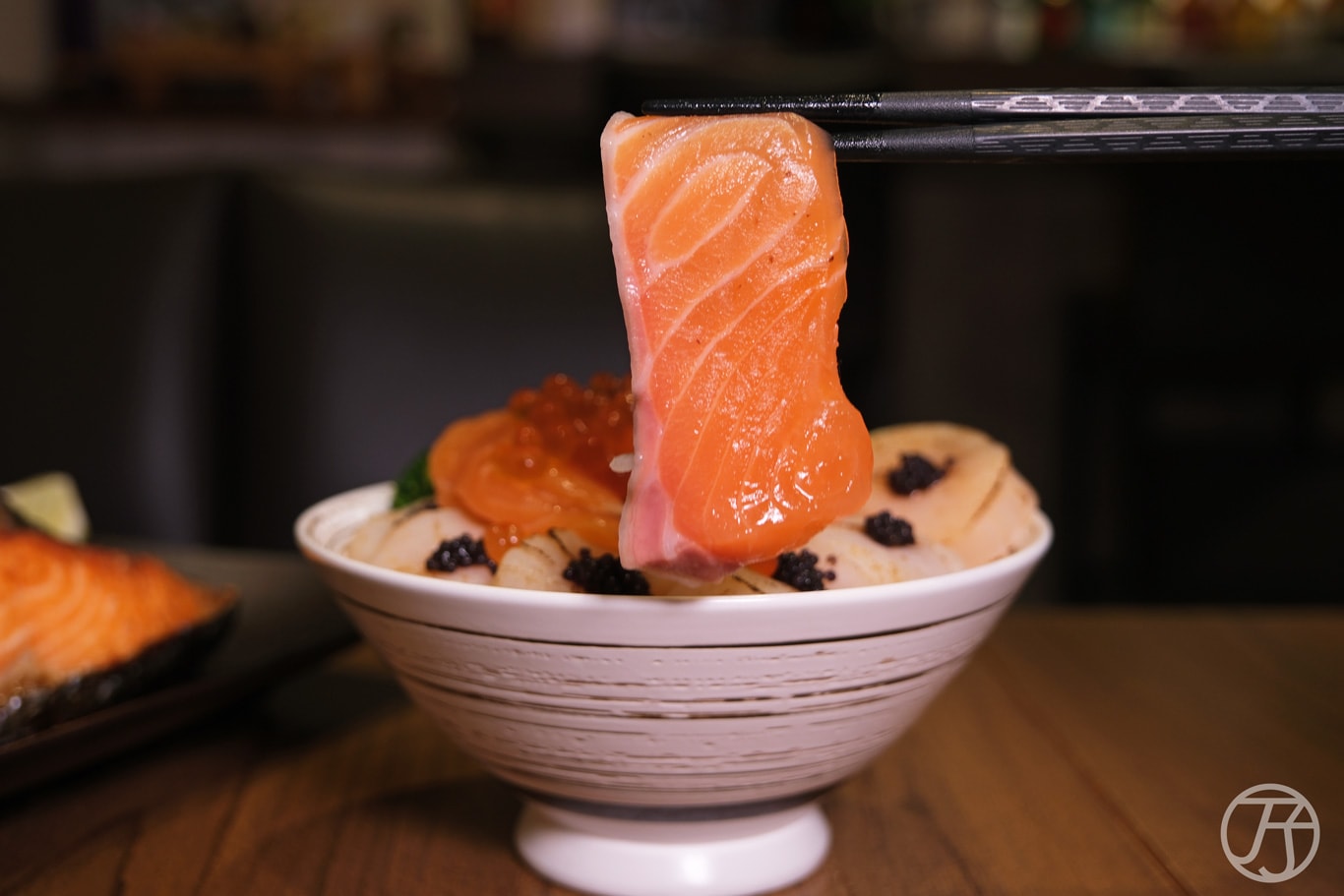 台北信義區日本料理推薦|魚韻日式料理北醫店|吳興街高CP值日本料理,浮誇海鮮讓你品嚐最鮮美味 - 第9張圖 台北信義日本料理 魚韻日式料理北醫店 鮭魚干貝丼飯