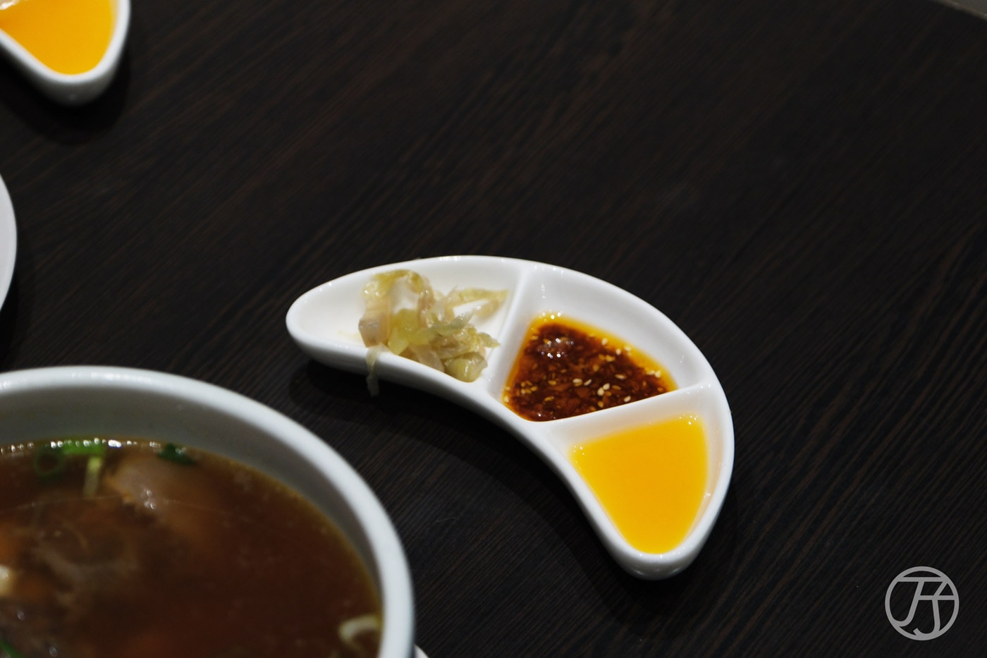藍湖美食餐廳