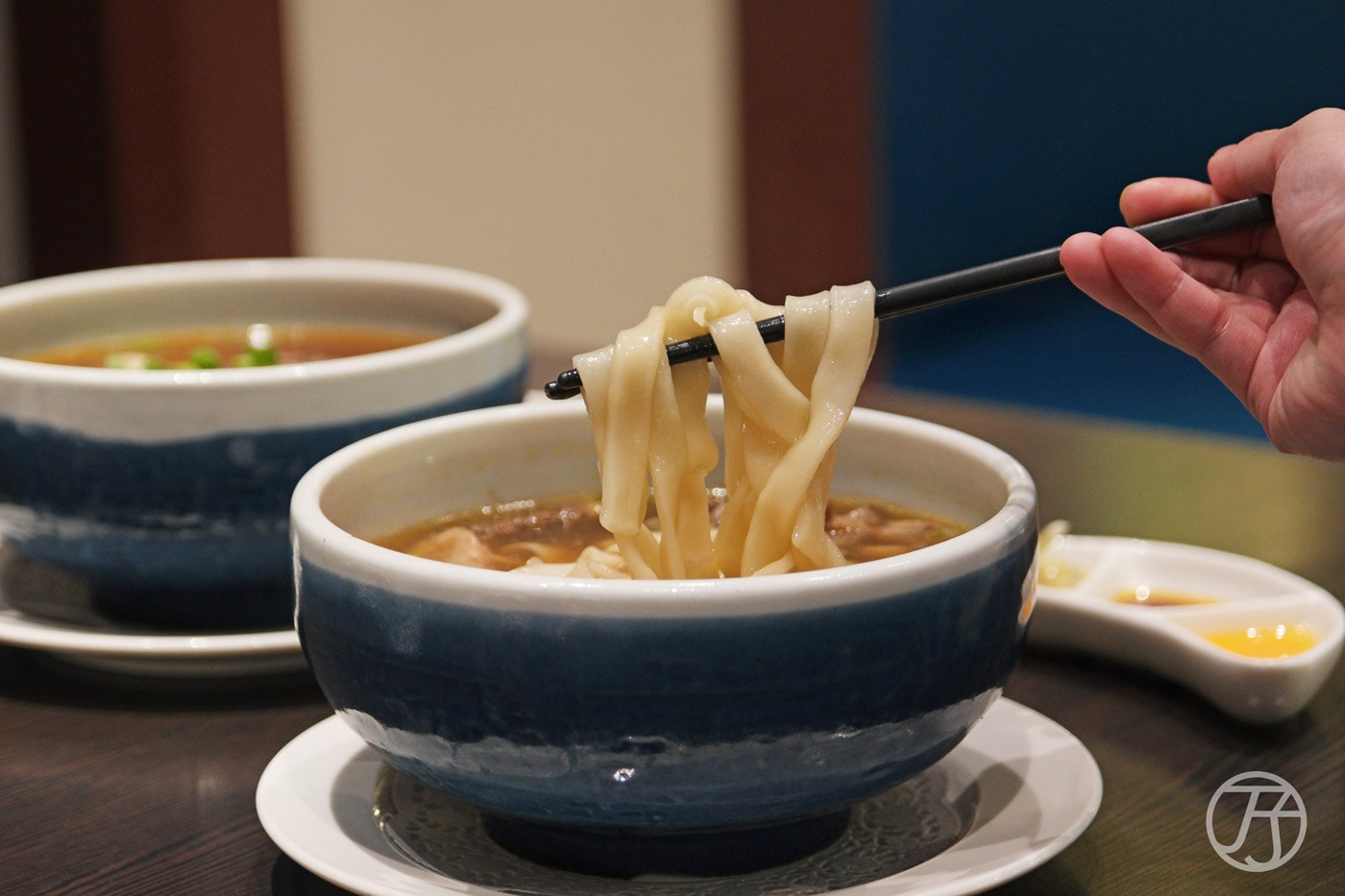 藍湖美食餐廳
