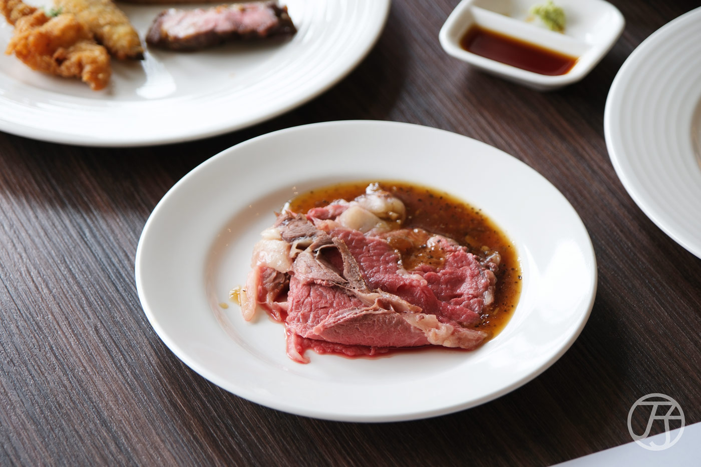 義大皇家酒店 E-DA ROYAL HOTEL |義大皇家客房全新房型開箱,加拿大美食節隆重登場,吃頂級牛肉美食還可抽加拿大機票 - 第53張圖