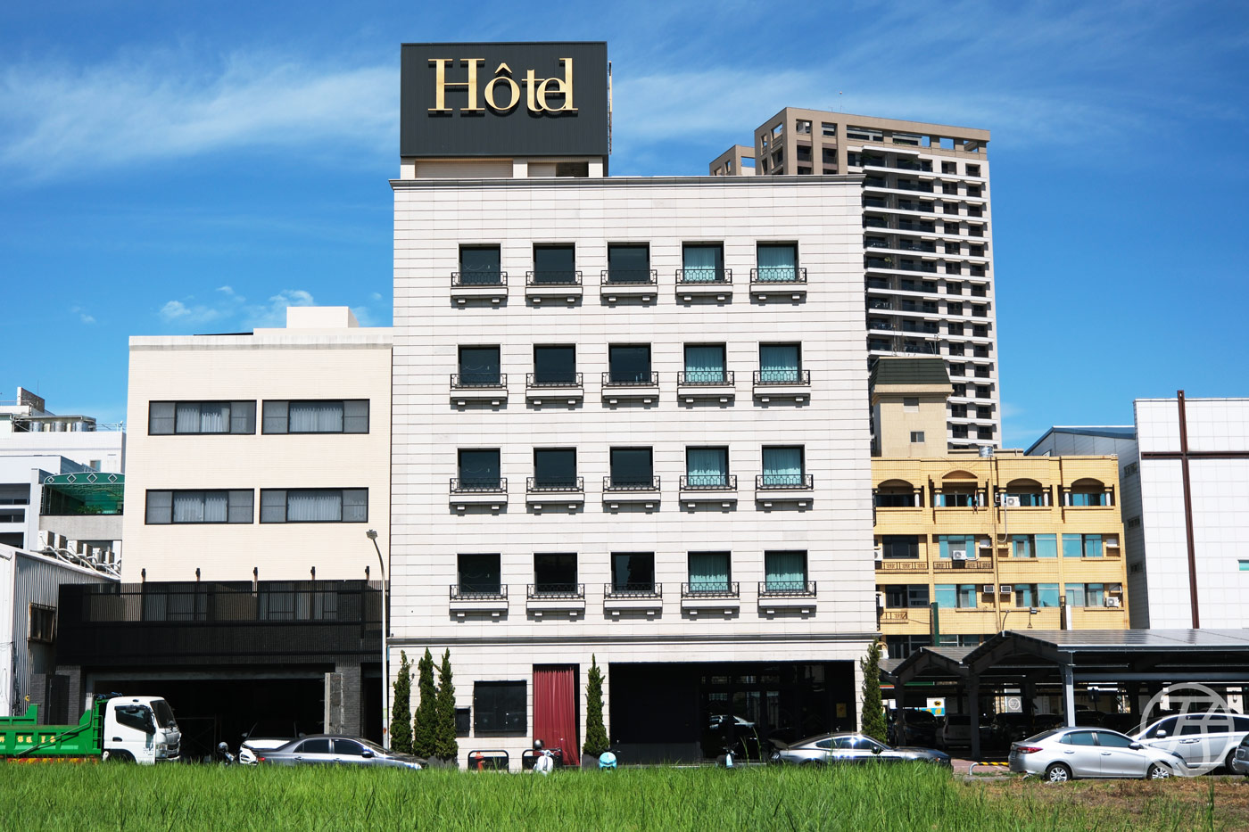 Hotel de L’eau 安平留飯店,台南安平飯店一泊一食,入住享咖啡點心與半自助早餐,還有專屬停車位讓你暢遊台南安平景點美食 - 第1張圖