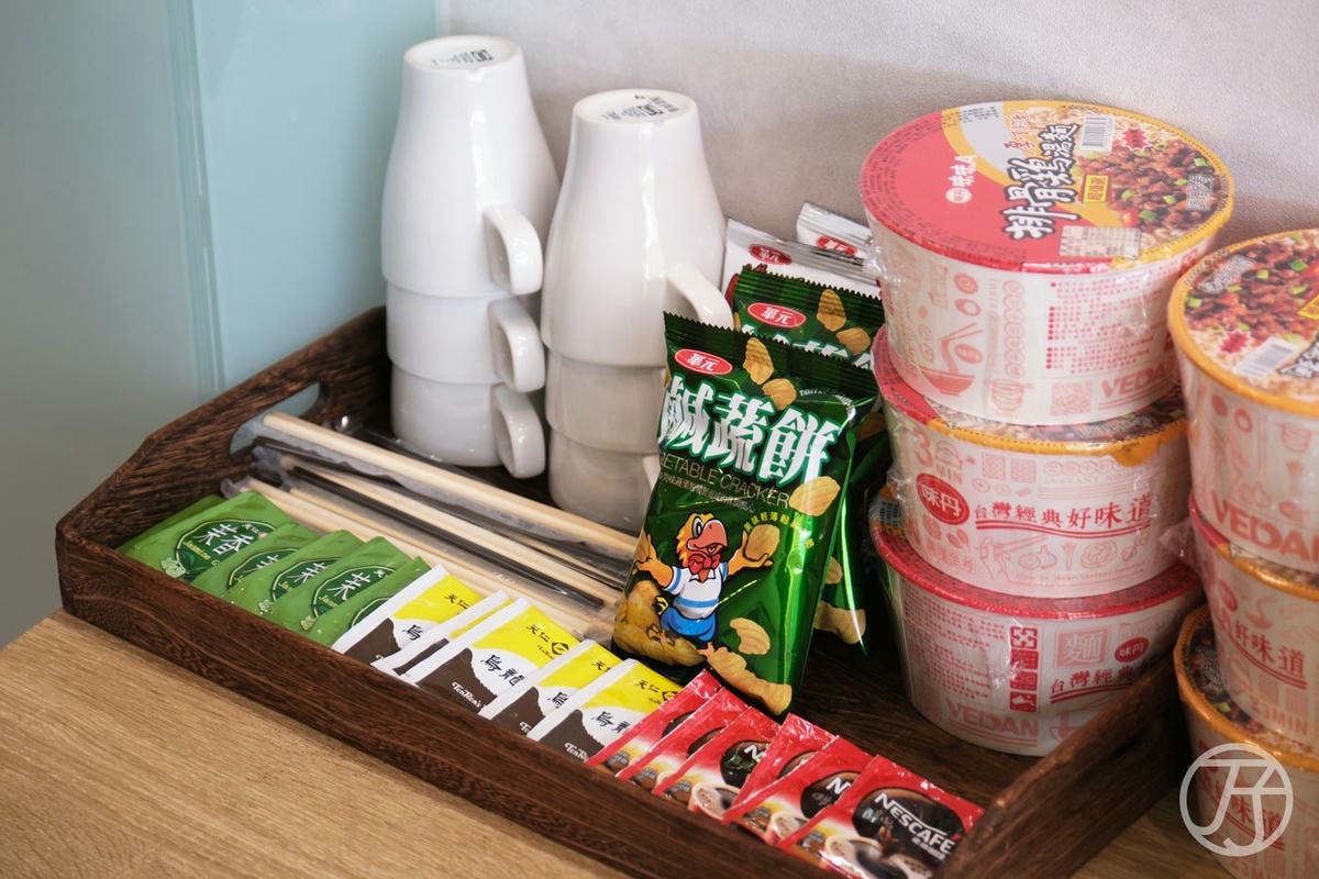 雅薇漫旅行館凱御旅店,南投名間親子住宿,超大空間入住享KTV歡唱,還有戶外戲水池可以玩水消暑 - 第13張圖