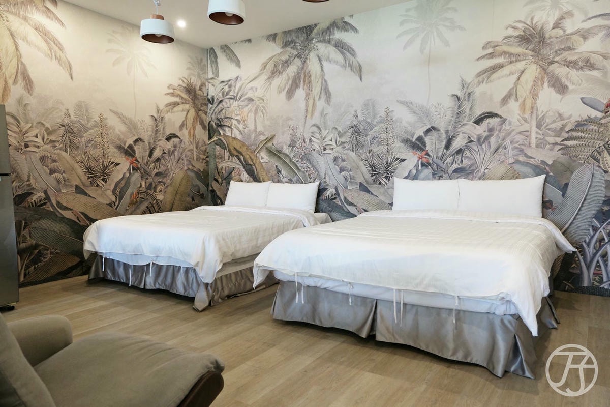 雅薇漫旅行館凱御旅店,南投名間親子住宿,超大空間入住享KTV歡唱,還有戶外戲水池可以玩水消暑 - 第15張圖