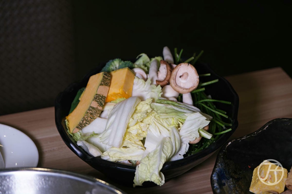 尊皇大飯店嚮鍋火鍋吃到飽