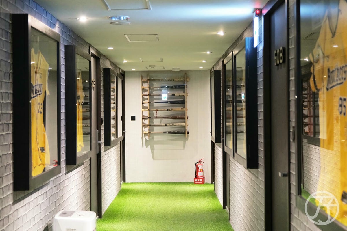 樂逸文旅六合夜市棒球館