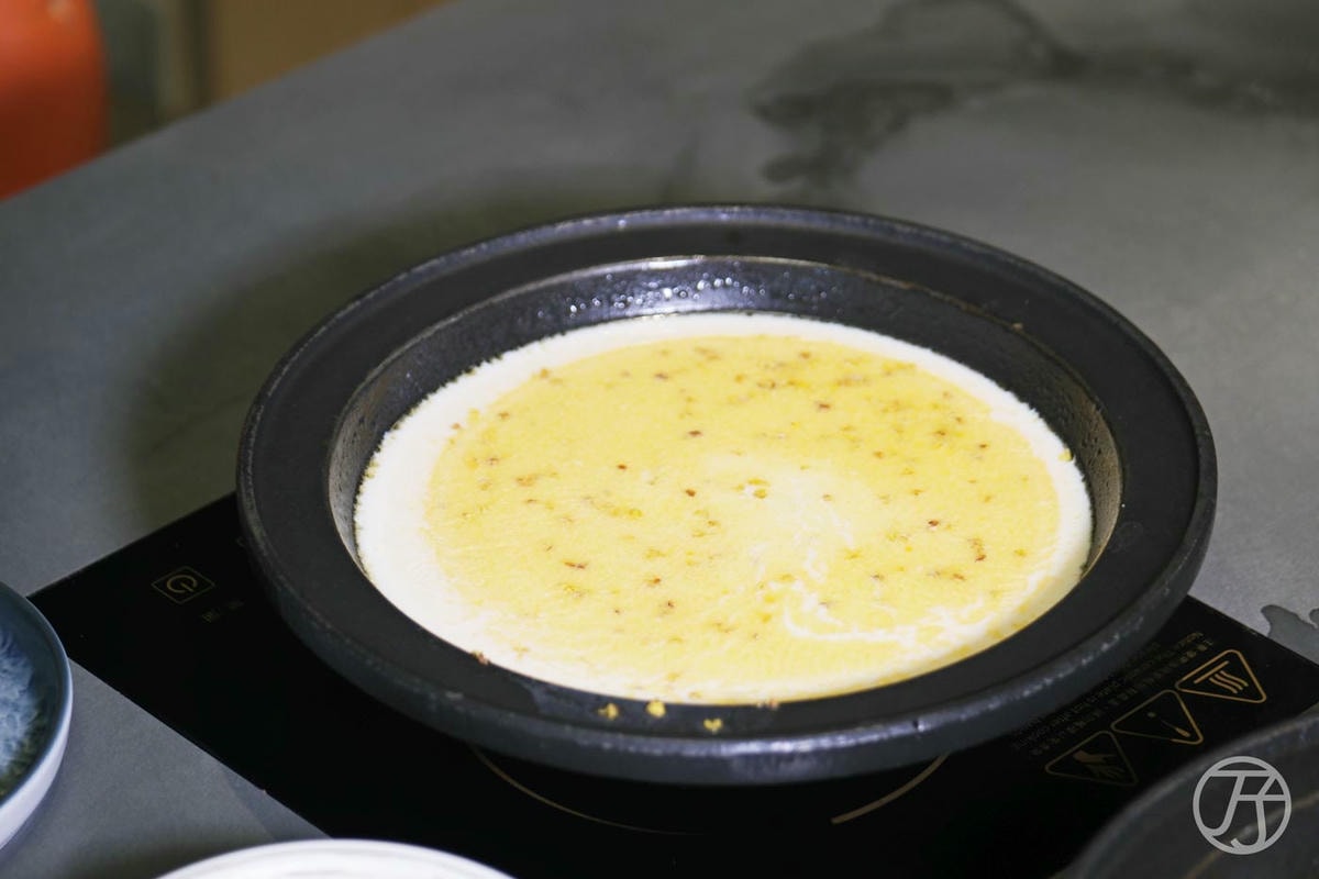 阿米石頭火鍋 army hotpot,全台防彈少年團粉絲集結,台中必吃爆炒火燒石頭火鍋,還有豐富BTS官方周邊收藏可以朝聖 - 第32張圖