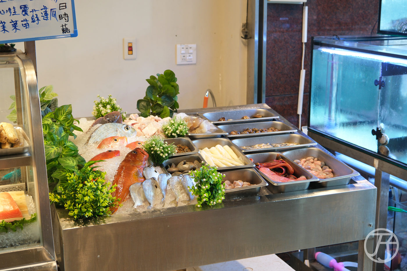 苦瓜海產,台南安平在地人介紹的海產料理,享受台南總鋪師的料理美味 - 第7張圖 台南熱炒店 苦瓜海產