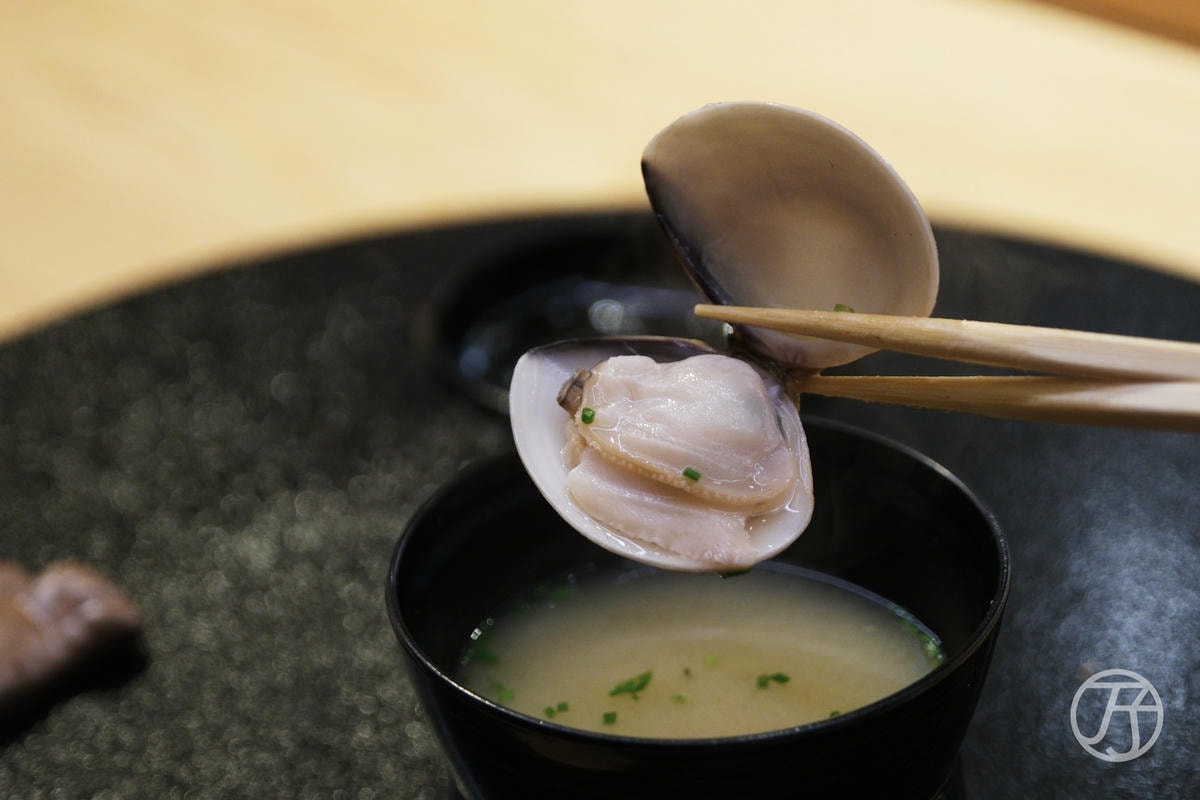 台中日本料理 蟹割烹 蛤蜊味增湯