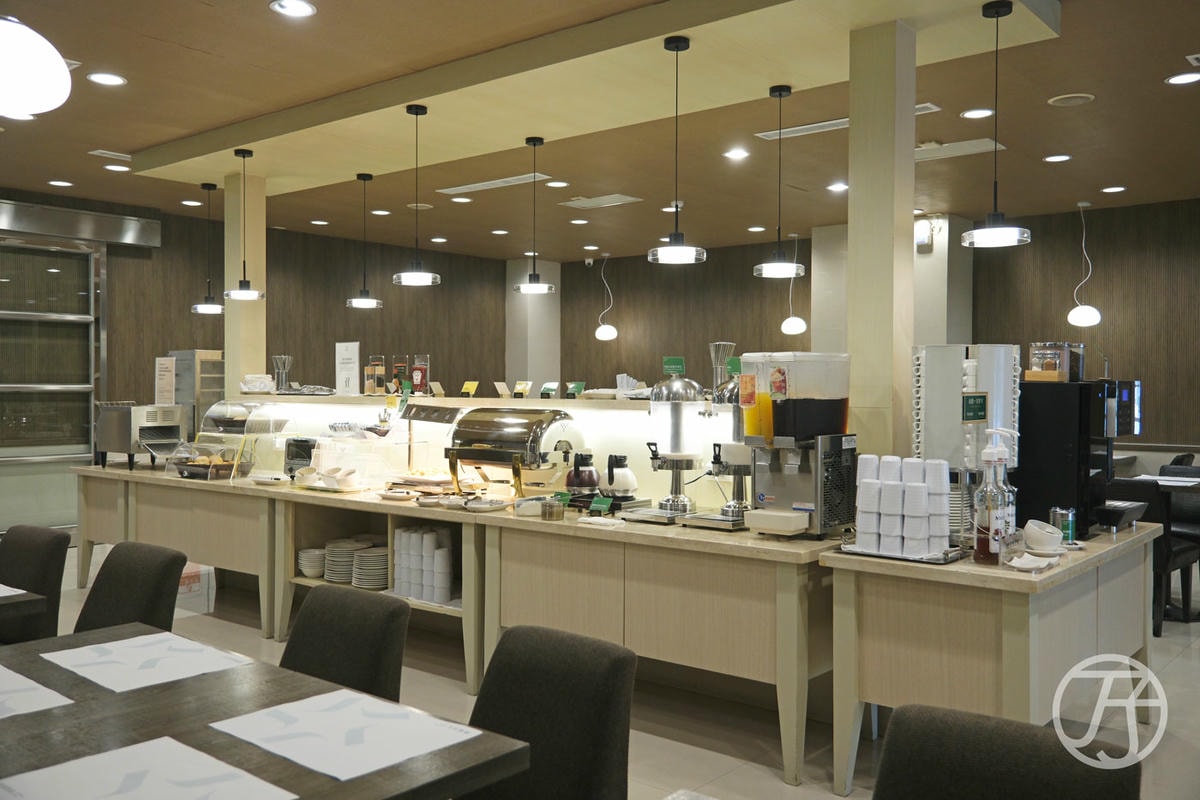 康橋商旅民生館