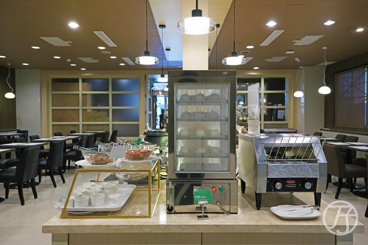 康橋商旅民生館