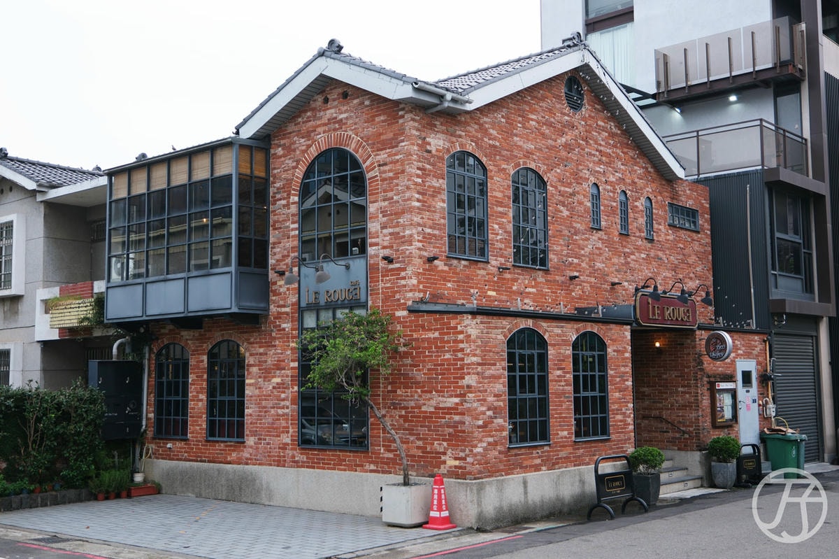 台中西區美式餐廳,紅盒子 Le Rouge Kitchen & Bar,揉合經典與創意的台中美式料理美味 - 第9張圖 台中美式餐廳 紅盒子 Le Rouge Kitchen & Bar