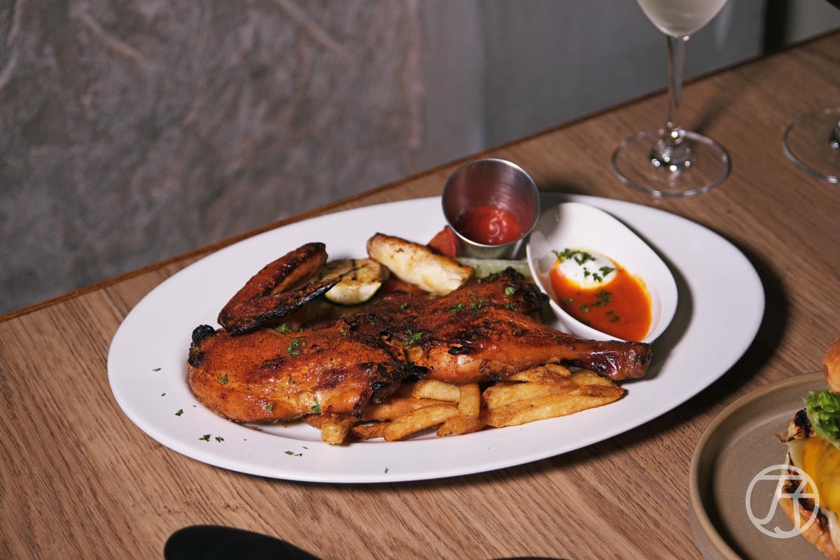 台中美式餐廳 紅盒子摩洛哥風味烤半雞