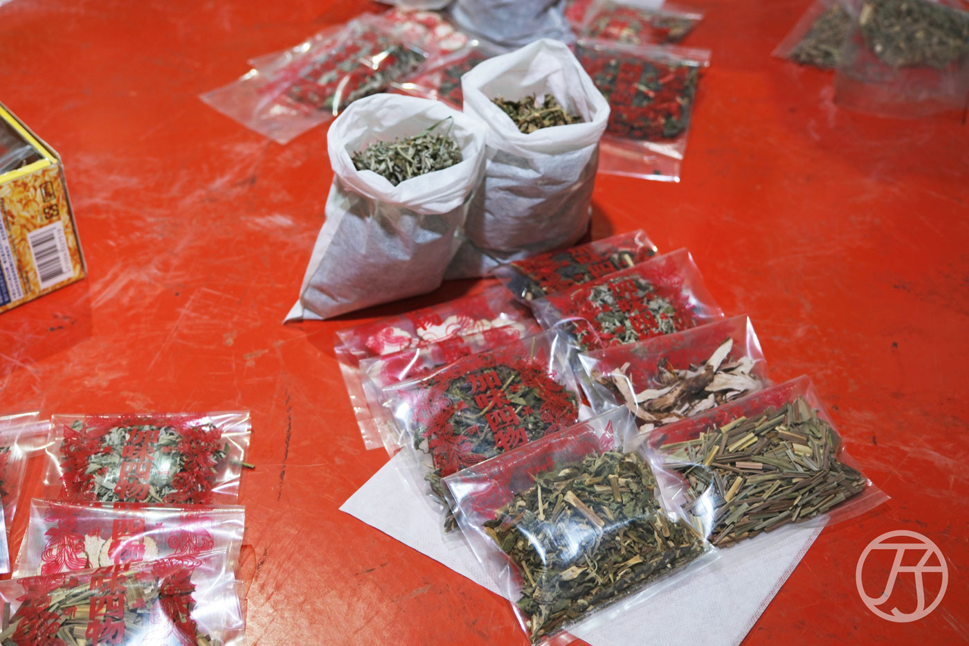 台中舶來品商圈中藥防蚊包DIY製作