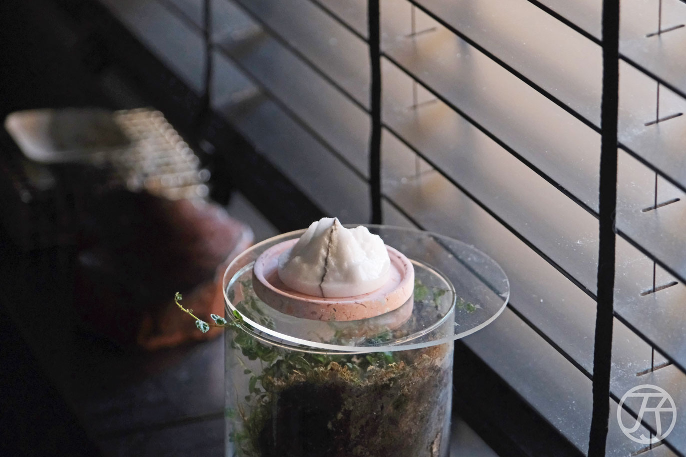 花蓮設計品牌推薦,Bian Jiao 邊邊角角,選用花蓮天然石材與再生石泥製作,山形擴香座打造你的生活儀式感 - 第5張圖 花蓮設計品牌Bian Jiao 邊邊角角