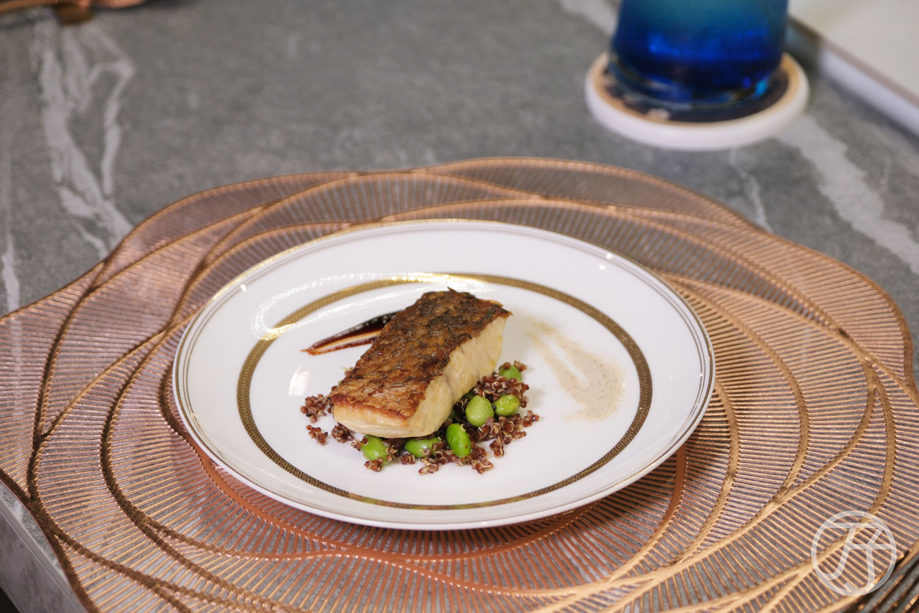 台灣唯一頂級鐵板燒界五度獲選「全台十大頂級鐵板燒」殊榮,台北來的高CP值無菜單鐵板燒,高貴不貴,2,000有找,小資族大享受,高雄明水然大立店開箱 - 第38張圖 高雄無菜單鐵板燒料理 明水然大立店海鱸魚