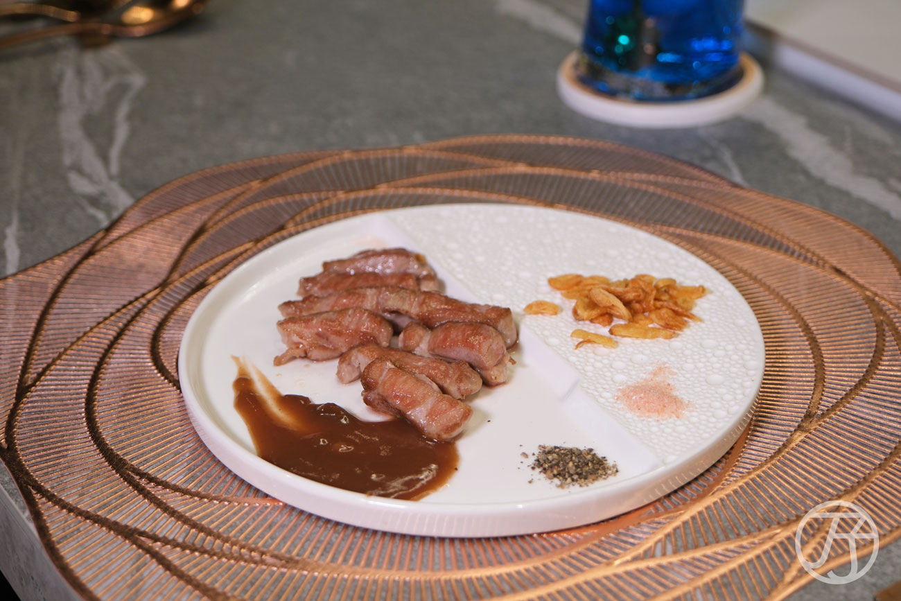 台灣唯一頂級鐵板燒界五度獲選「全台十大頂級鐵板燒」殊榮,台北來的高CP值無菜單鐵板燒,高貴不貴,2,000有找,小資族大享受,高雄明水然大立店開箱 - 第61張圖 高雄無菜單鐵板燒料理 明水然大立店西班牙伊比利豬