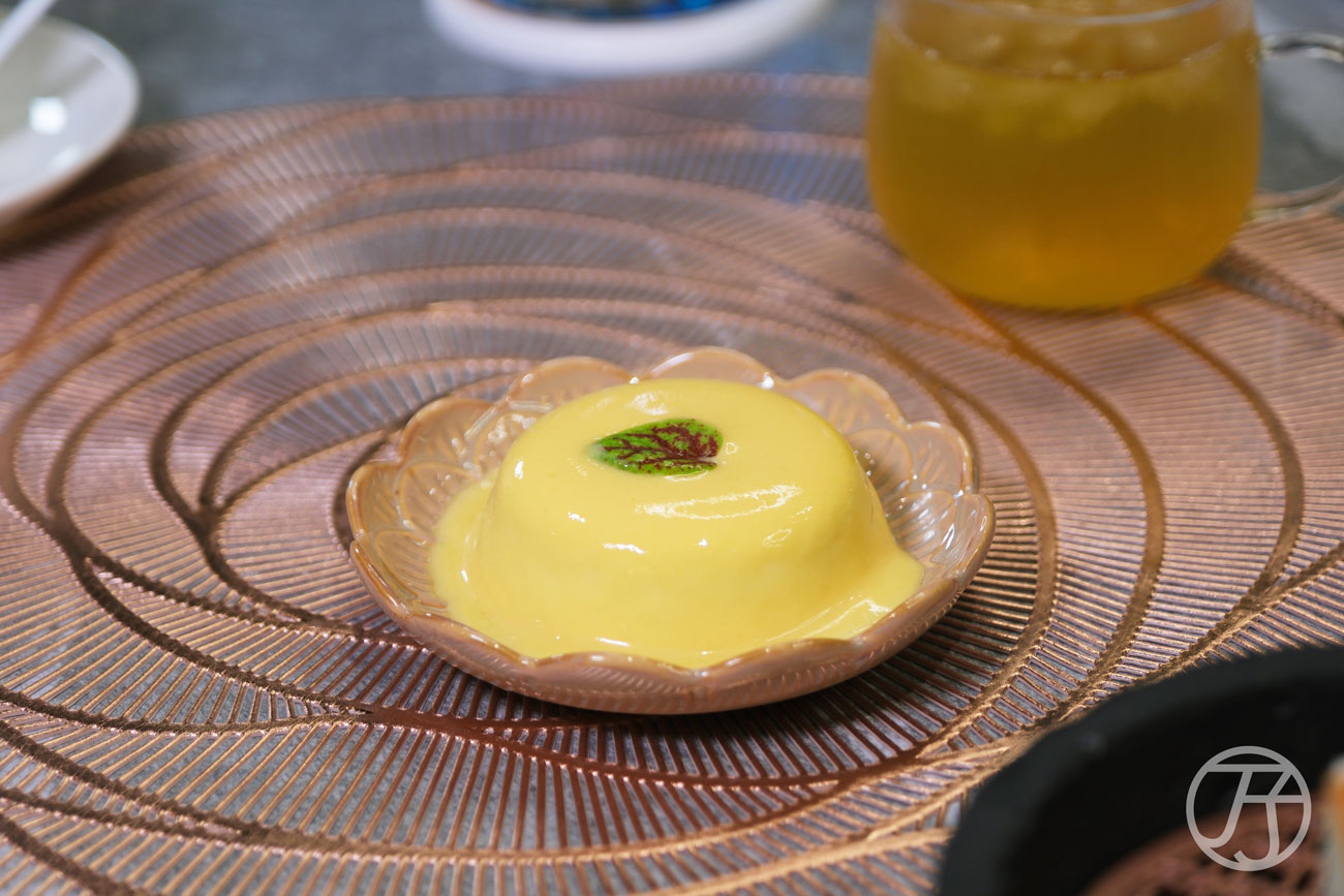 台灣唯一頂級鐵板燒界五度獲選「全台十大頂級鐵板燒」殊榮,台北來的高CP值無菜單鐵板燒,高貴不貴,2,000有找,小資族大享受,高雄明水然大立店開箱 - 第65張圖 高雄無菜單鐵板燒料理 明水然大立店芒果醬奶酪