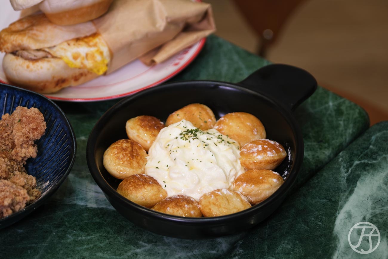 來吃早餐 LEBi Brunch 中央店 荷蘭小鬆餅