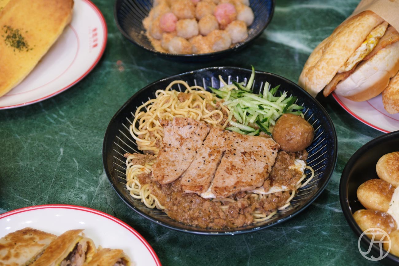 來吃早餐 LEBi Brunch 中央店 招牌炒麵