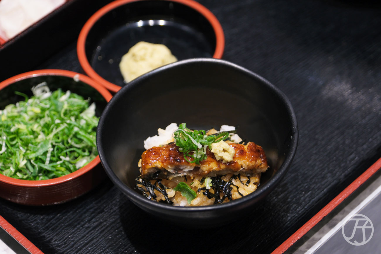 台中三井 outlet 大江戶町鰻屋三井台中港店夢幻鰻魚桶飯三吃