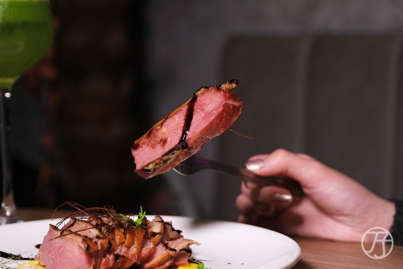 台北西門酒吧推薦RayDarts.Taipei bar白蘭地香煎鴨胸