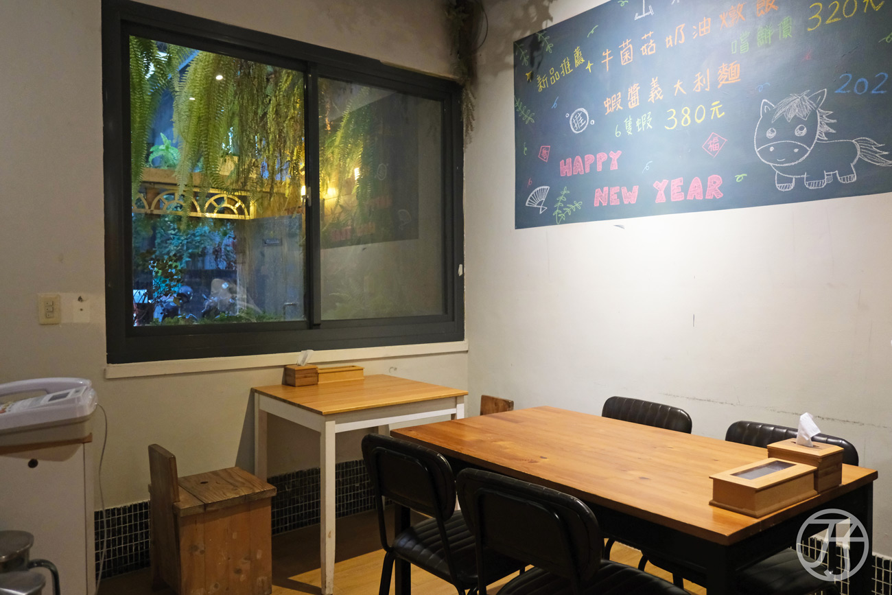 台中逢甲義大利麵店 山終小鄰義大利麵專賣