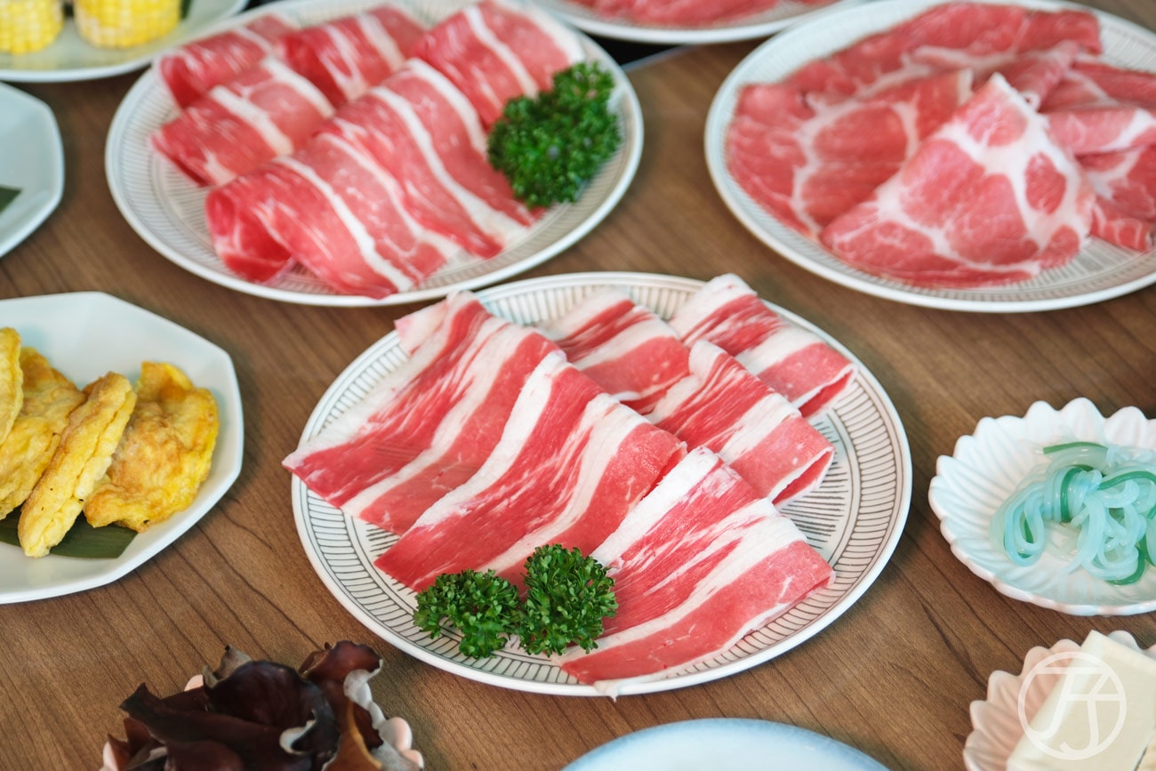 高雄福華大飯店,Smile One 精緻涮涮鍋全新升級登場!新推出涮涮鍋吃到飽方案只要680元,還享30樓無敵景觀 - 第33張圖 高雄福華大飯店 Smile One 精緻涮涮鍋美國牛五花