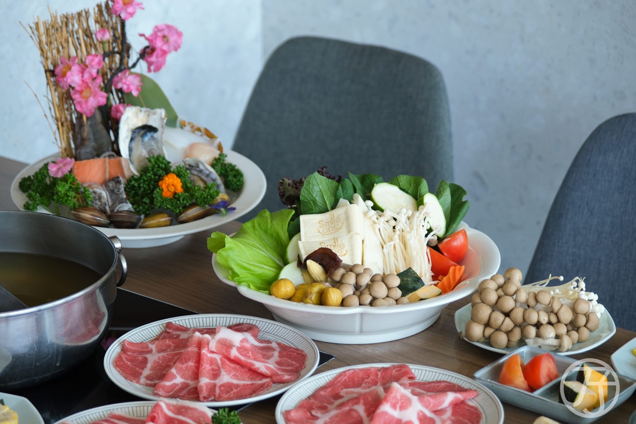高雄福華大飯店,Smile One 精緻涮涮鍋全新升級登場!新推出涮涮鍋吃到飽方案只要680元,還享30樓無敵景觀 - 第51張圖 高雄福華大飯店 Smile One 精緻涮涮鍋蔬食類
