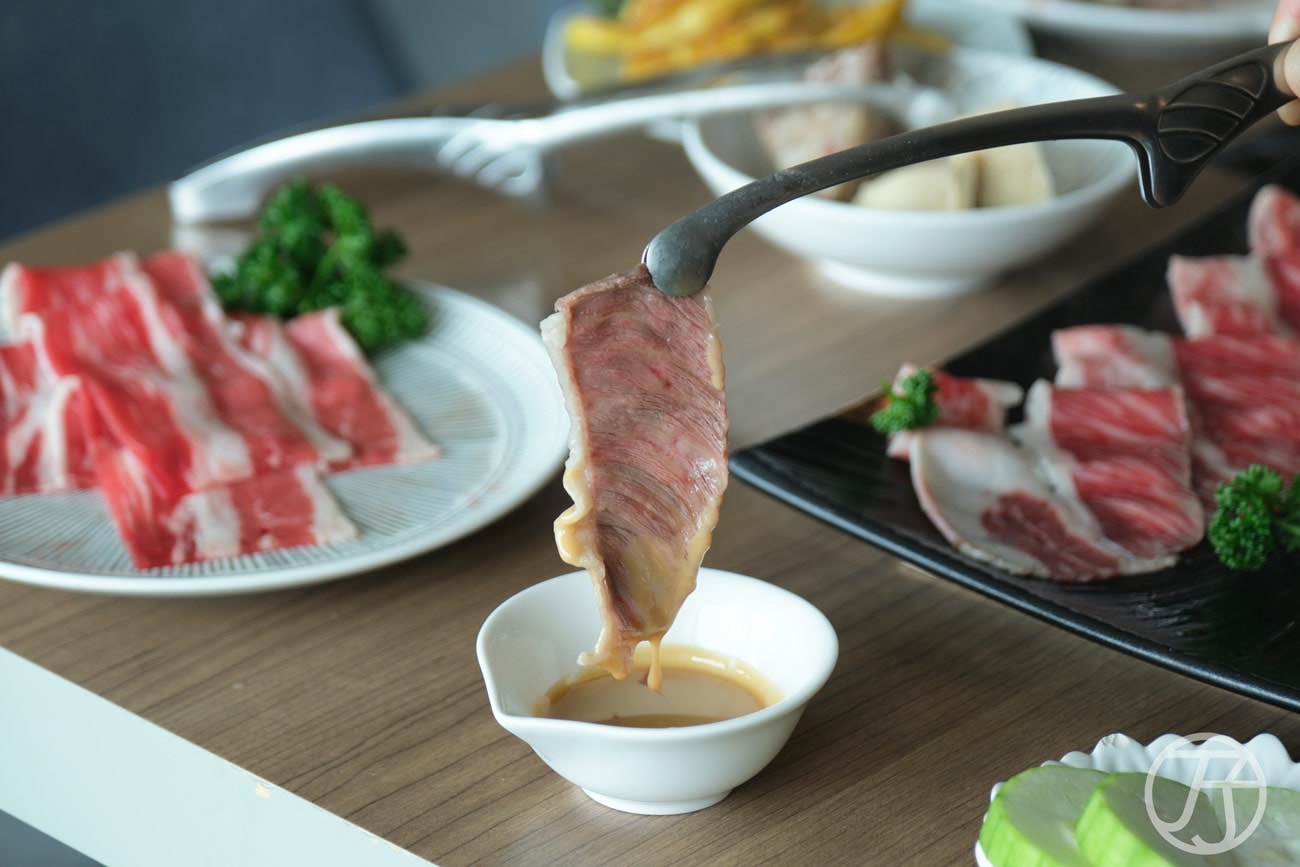 高雄福華大飯店,Smile One 精緻涮涮鍋全新升級登場!新推出涮涮鍋吃到飽方案只要680元,還享30樓無敵景觀 - 第39張圖 高雄福華大飯店 Smile One 精緻涮涮鍋美國Prime無骨牛小排
