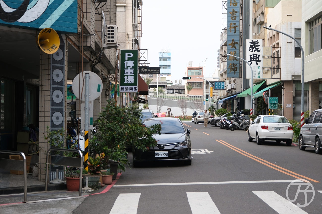 高雄火車站住宿 麗晴商旅停車場