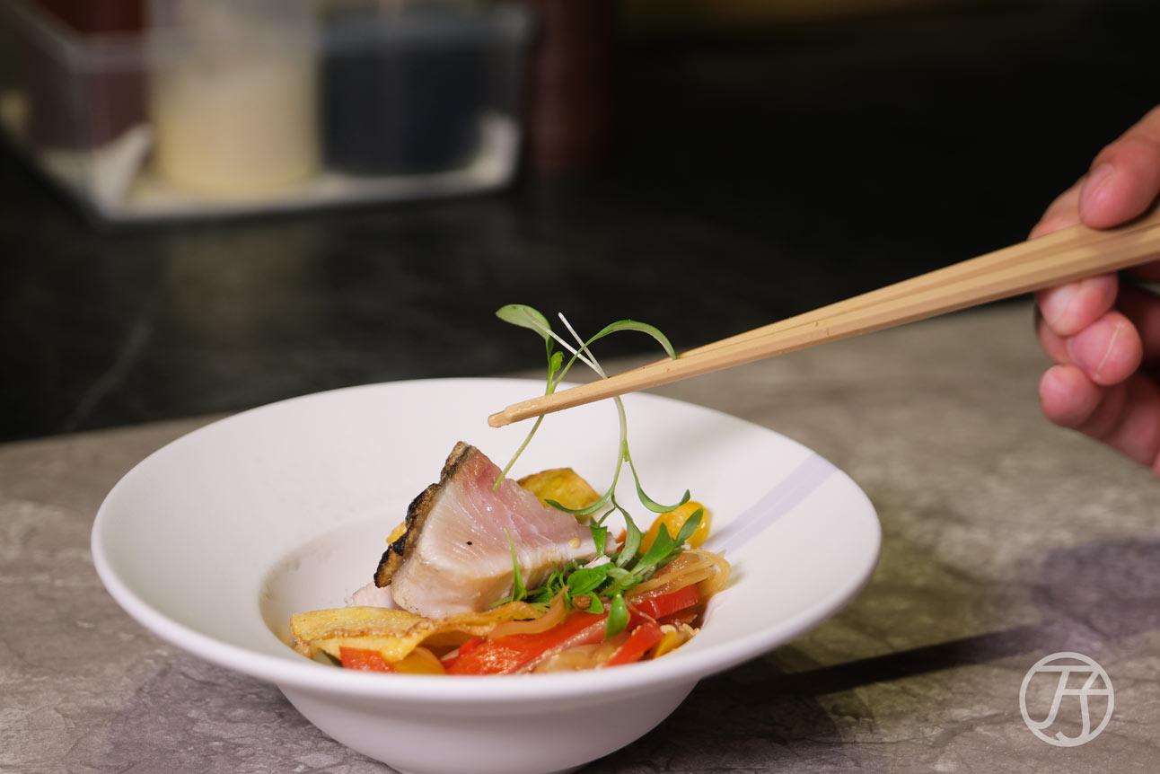 台中西屯區美食「跃.YueFire直火小料理」脆皮鰤魚南蠻漬
