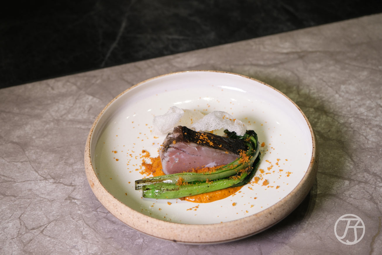 台中西屯區美食「跃.YueFire直火小料理(躍)」:板前炭火料理饗宴,台中約會餐廳開箱 - 第50張圖 台中西屯區美食「跃.YueFire直火小料理」鰆魚松子油菜花