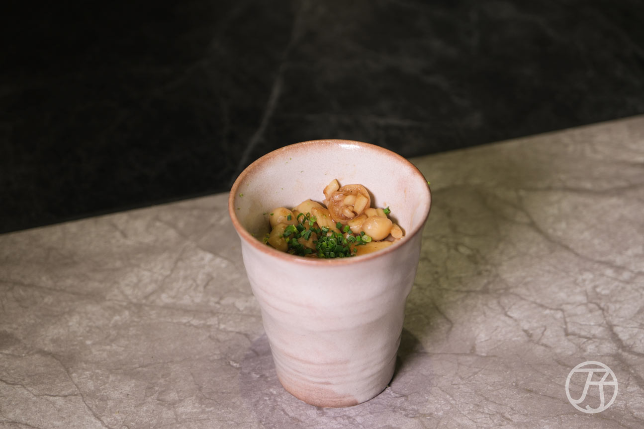 台中西屯區美食「跃.YueFire直火小料理(躍)」:板前炭火料理饗宴,台中約會餐廳開箱 - 第25張圖 台中西屯區美食「跃.YueFire直火小料理」香菇茶碗蒸