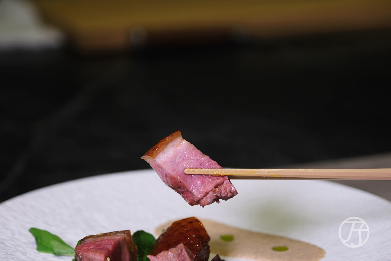 台中西屯區美食「跃.YueFire直火小料理」蜂蜜燕麥玉露鴨