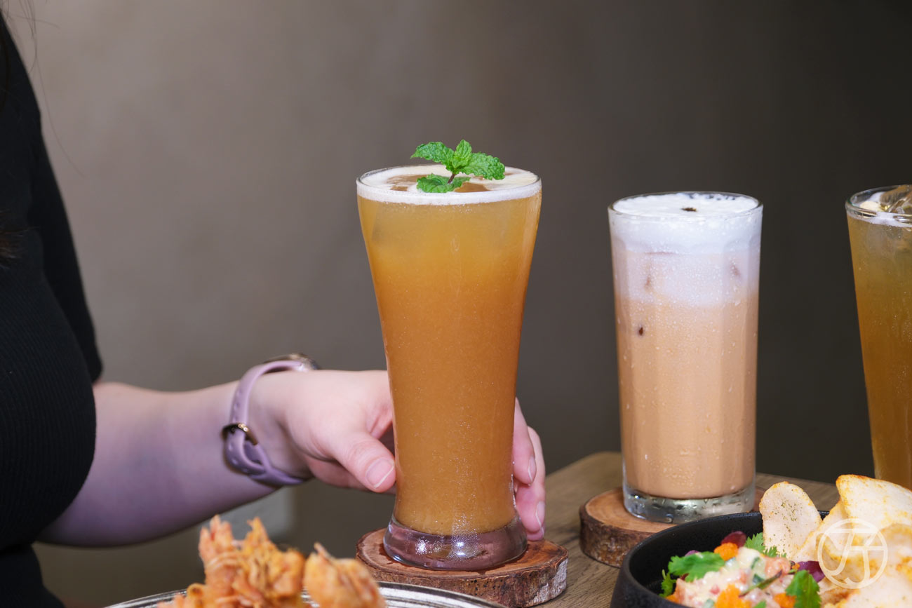 台北南洋餐酒館推薦「迪宅南洋餐酒 DEE JAI BISTRO」無酒精飲料雲山之間