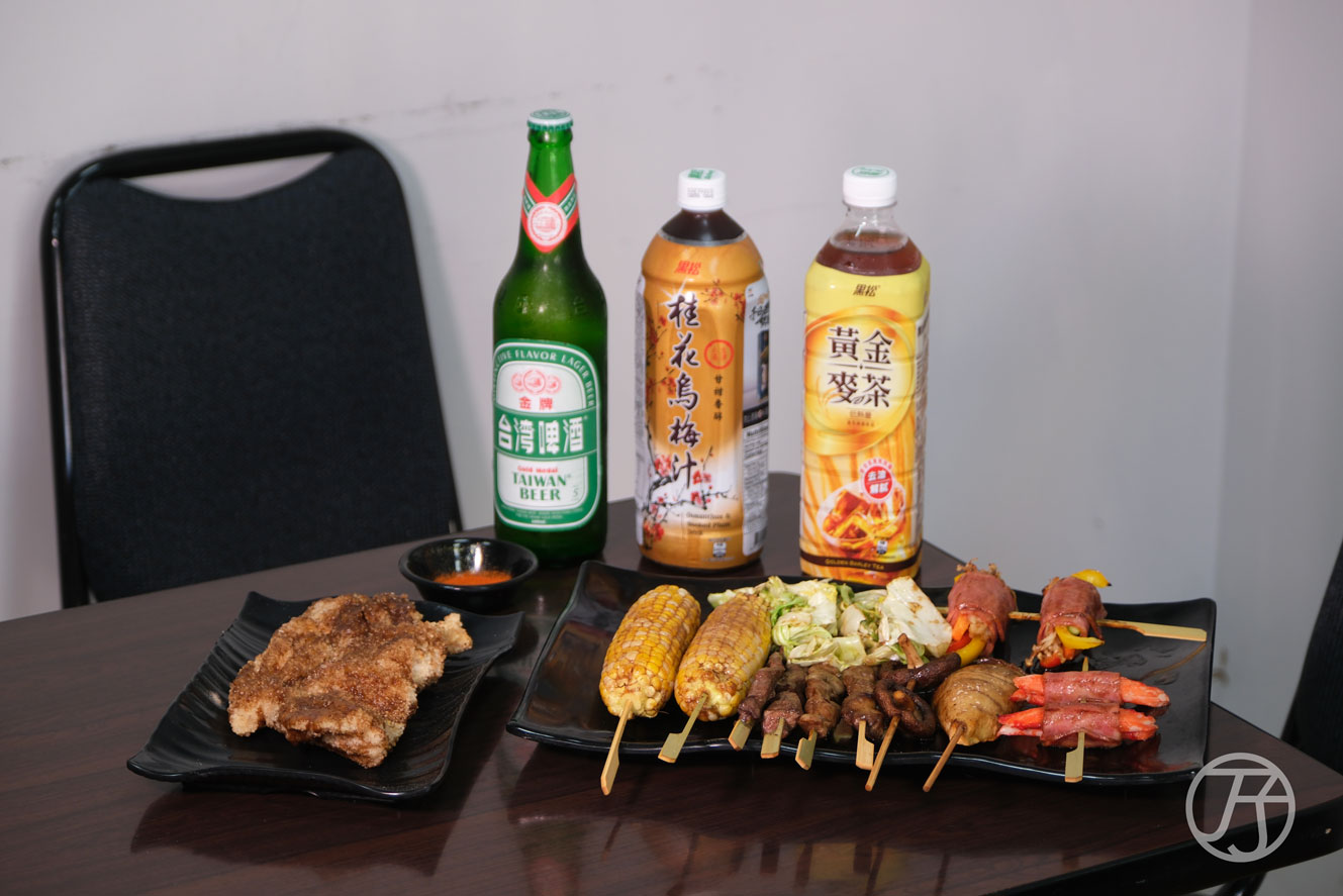 桃園燒烤店家推薦,嘿嘿燒烤(延平),先炸後烤創意串燒,還有豐富的蔬果肉串與特色食材,桃園平價串燒開箱 - 第1張圖 桃園平價燒烤推薦 嘿嘿燒烤(延平)
