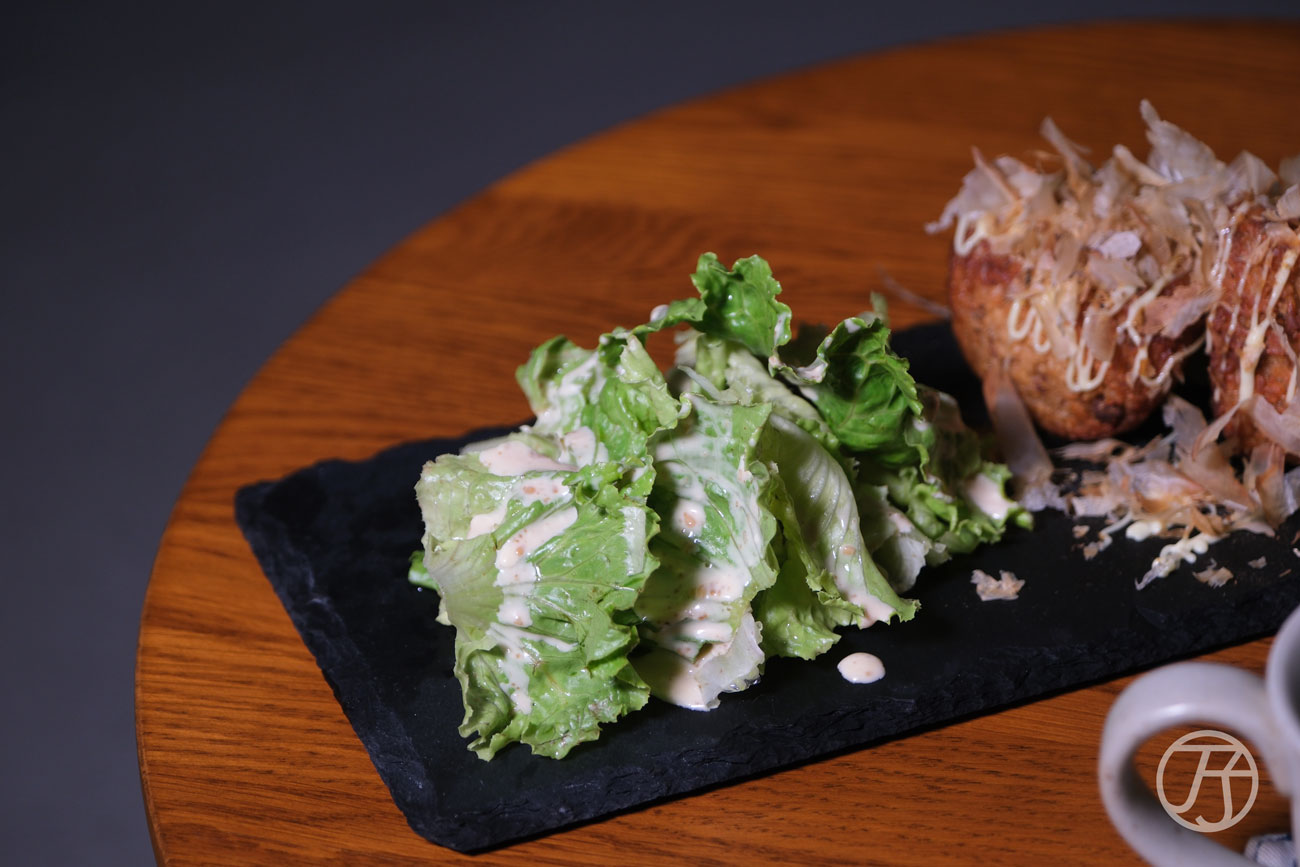 奧山Okuyama雪茄館,桃園高鐵站附近質感酒吧,品味威士忌與特色調酒,還有手沖咖啡與輕食料理 - 第51張圖 桃園酒吧 奧山Okuyama雪茄館 青埔酒吧推薦 餐點介紹麻油雞炊飯烤飯糰