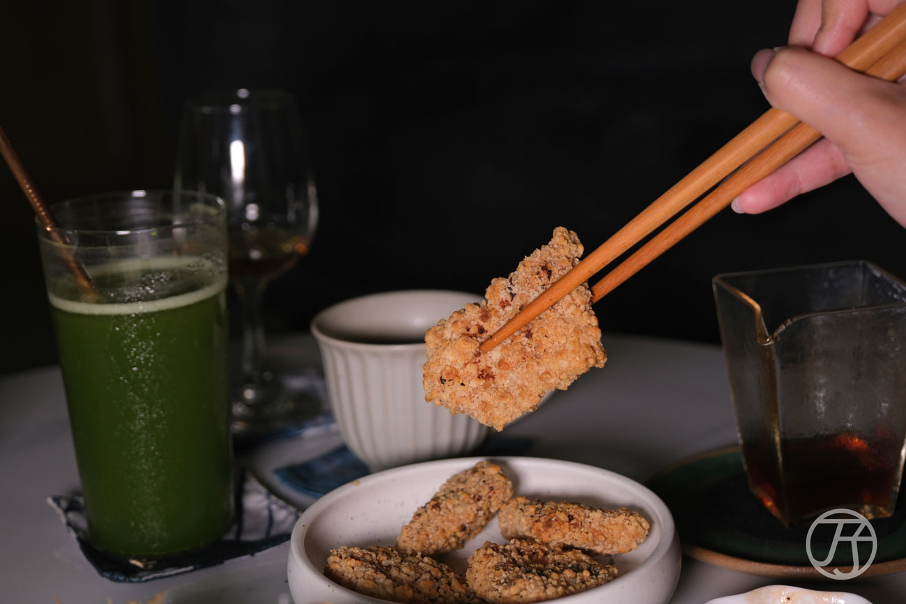 奧山Okuyama雪茄館,桃園高鐵站附近質感酒吧,品味威士忌與特色調酒,還有手沖咖啡與輕食料理 - 第56張圖 桃園酒吧 奧山Okuyama雪茄館 青埔酒吧推薦 餐點介紹 雙醬旗雞雙酥