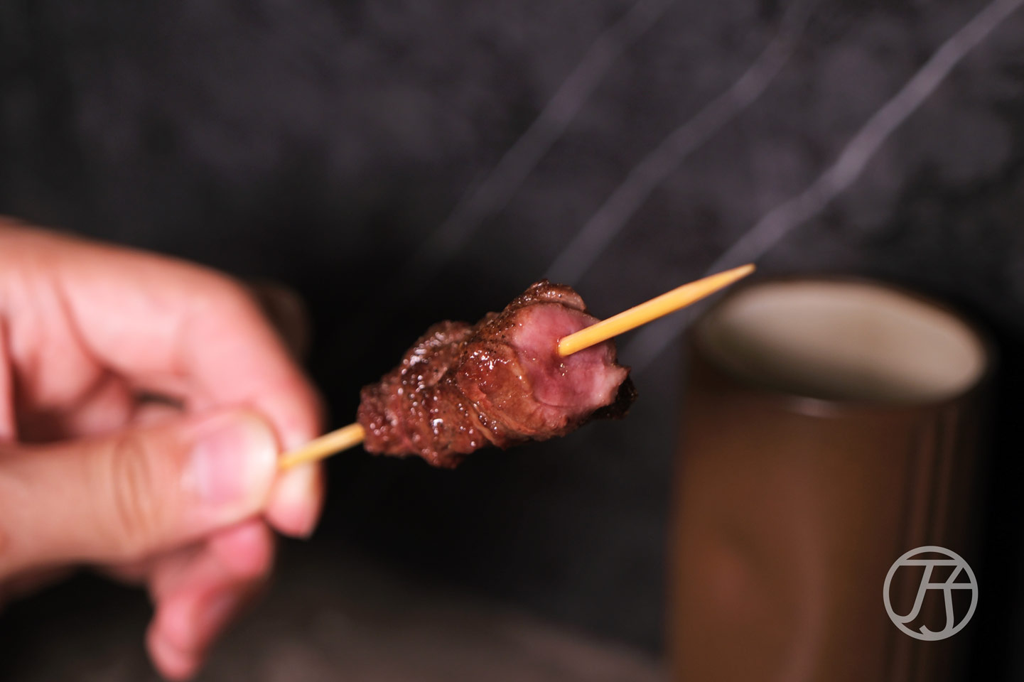 台中燒鳥推薦,横浜焼き鳥‧達磨 Daruma Yakitori,日本橫濱70年名店海外唯一姊妹店,職人與火焰共舞的關東古典派美味 - 第32張圖 横浜焼き鳥‧達磨台中店 和牛牛舌