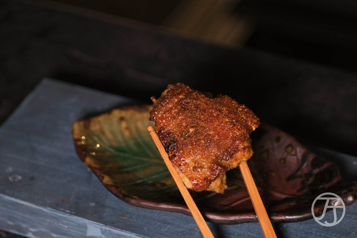 台中燒鳥推薦,横浜焼き鳥‧達磨 Daruma Yakitori,日本橫濱70年名店海外唯一姊妹店,職人與火焰共舞的關東古典派美味 - 第48張圖 横浜焼き鳥‧達磨台中店 咖哩手羽中