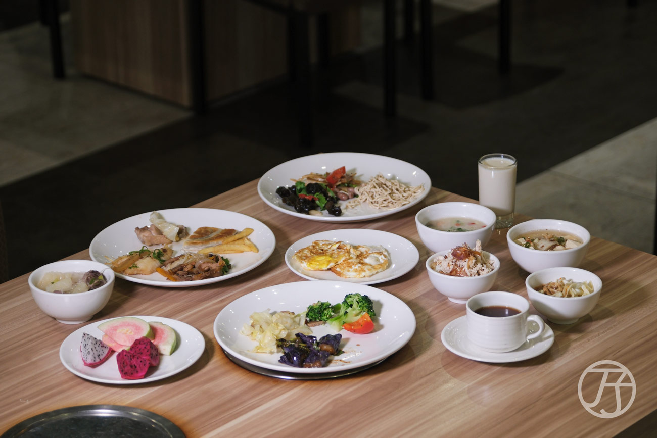 嘉義市區星級飯店推薦,尊皇大飯店,入住享一泊一食,網路評價超高嘉義住宿推薦 - 第97張圖 嘉義飯店尊皇大飯店早餐