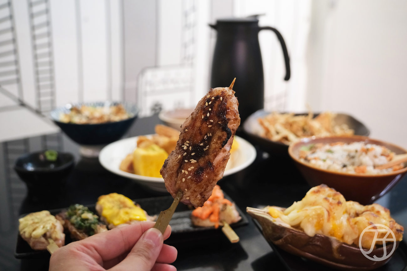 屏東串燒關東煮Yoshi嘉 燒物 関東煮醬烤雞腿串